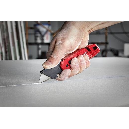 Milwaukee 48-22-1502 Fastback Folding Utility Knife with 5 Blade Storage