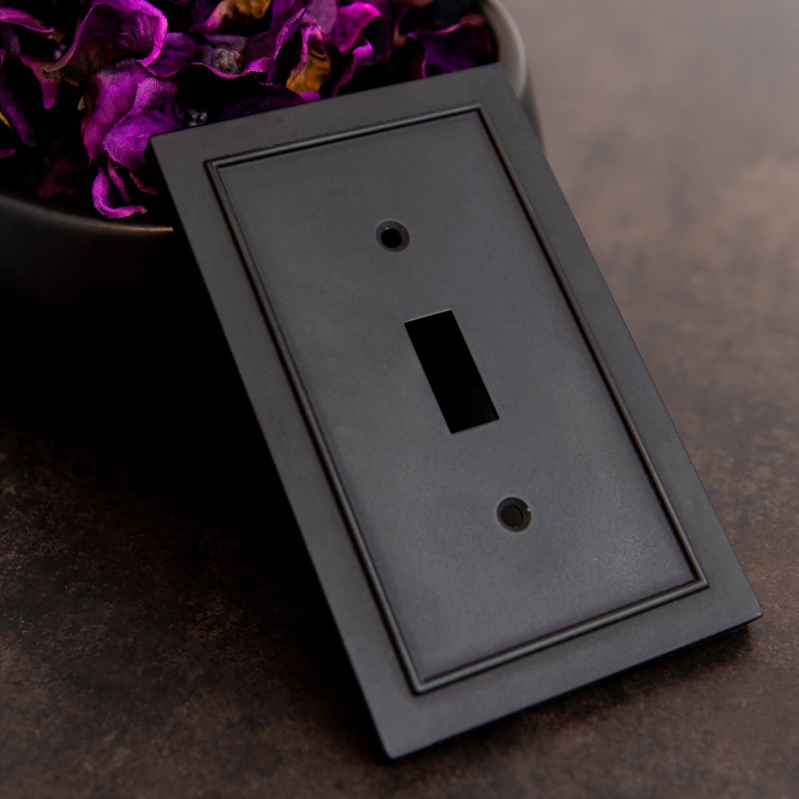 Bethany Matte Black Cast - 1 Duplex Wallplate