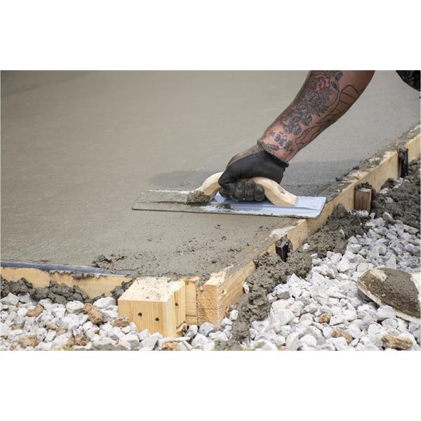 Marshalltown 14604 Concrete 16 X 3 1-8 Magnesium Float-Wood Handle