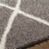 Alfombra Breathitt Global en color gris oscuro