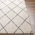 Alfombra moderna lavable en color crema y negro Konstantina