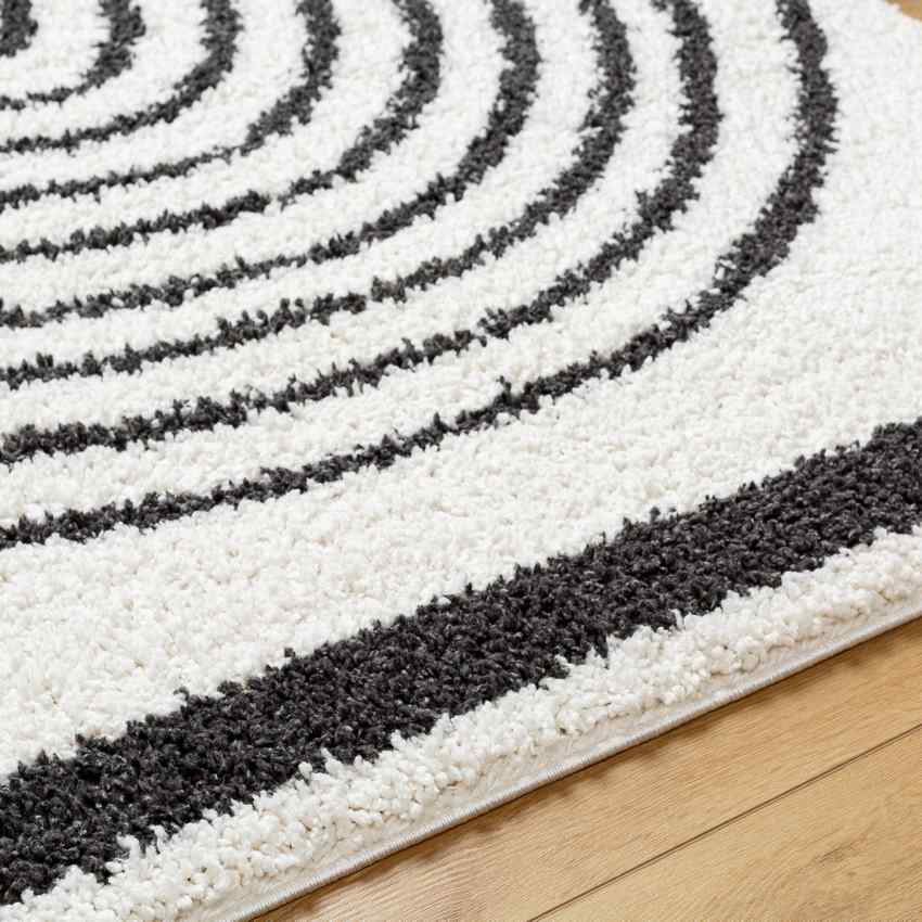 Dainelle Global Medium Gray Area Rug