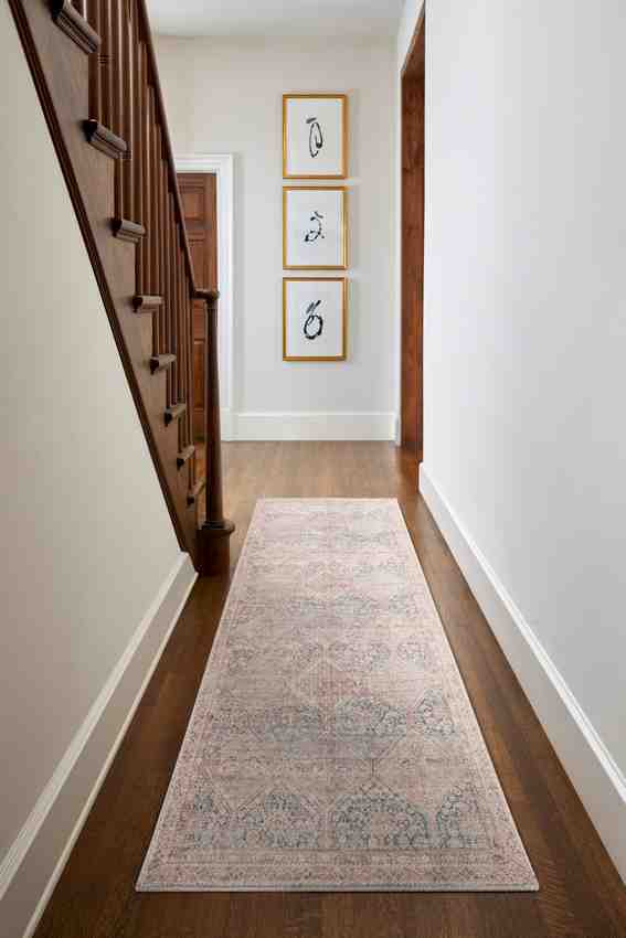 Beulah Traditional Light Beige/Emerald Area Rug