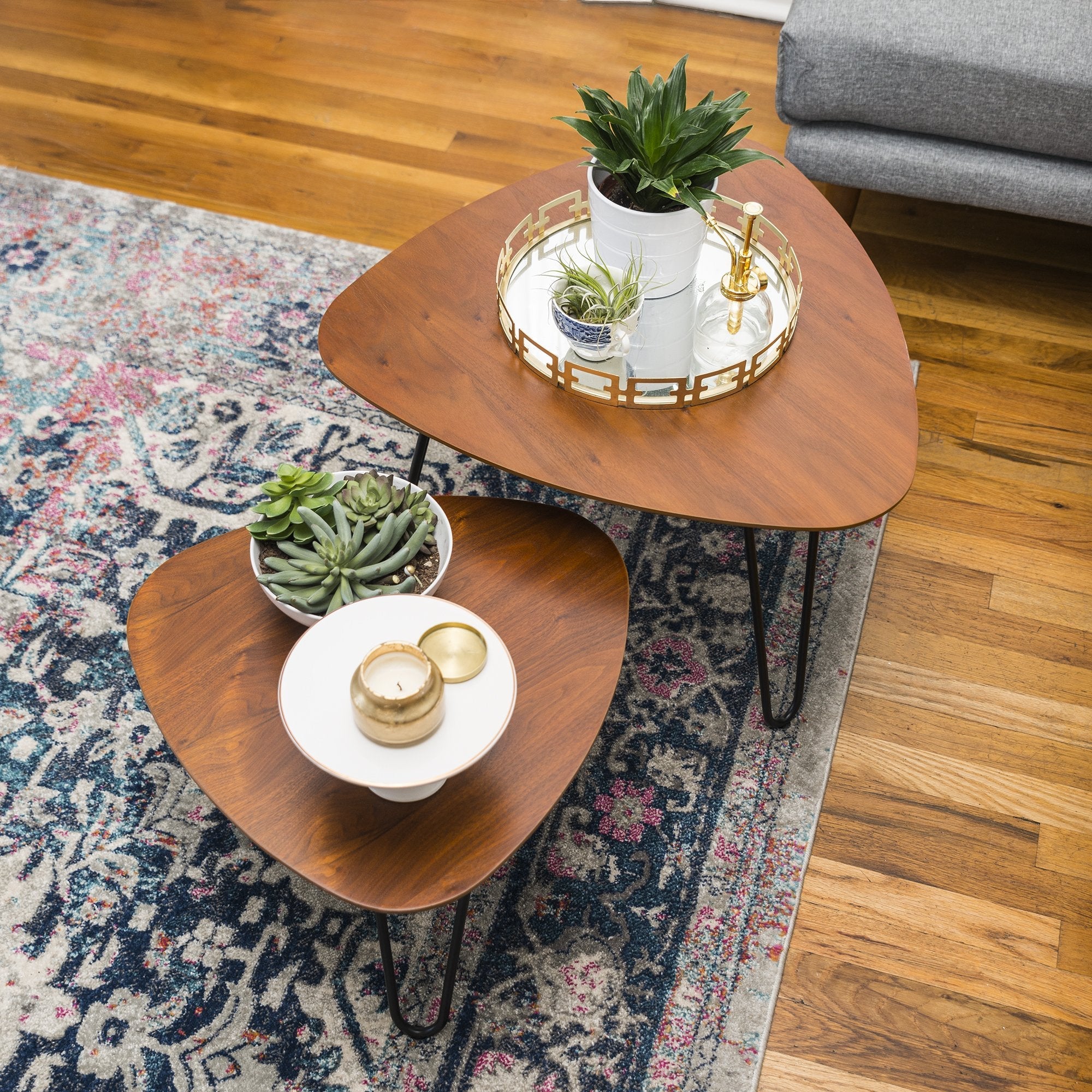 Juego de mesa de centro con patas en forma de horquilla y anidación