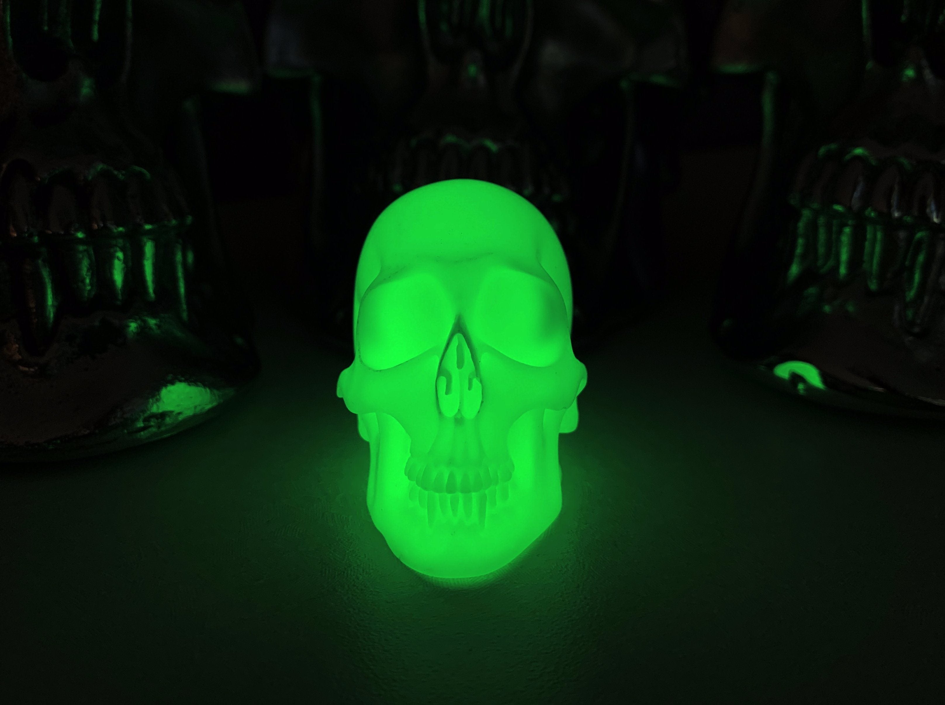 ( Glow ) Colossus UGM Skull by Maratac - Limited Release