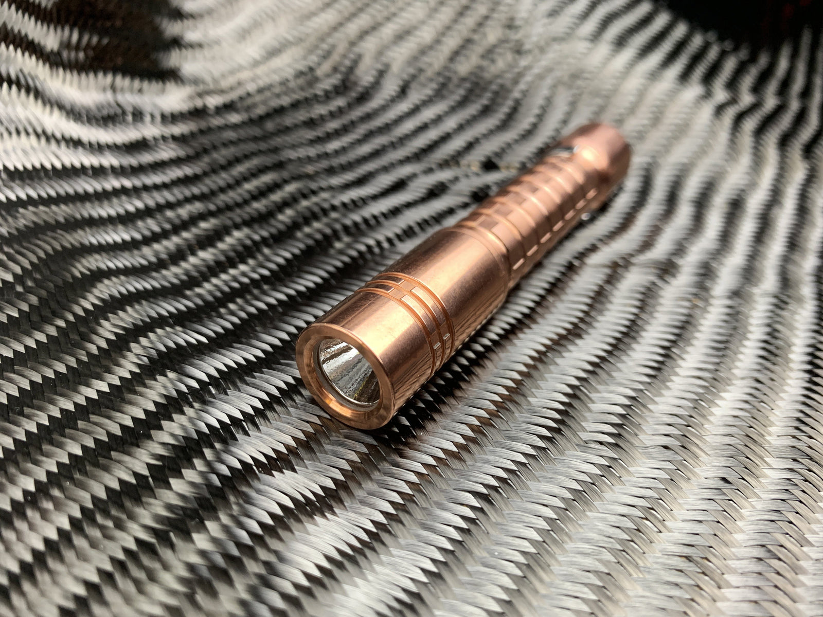 ReyLight Copper AAA/10440 Kit + Battery + Smart Charger