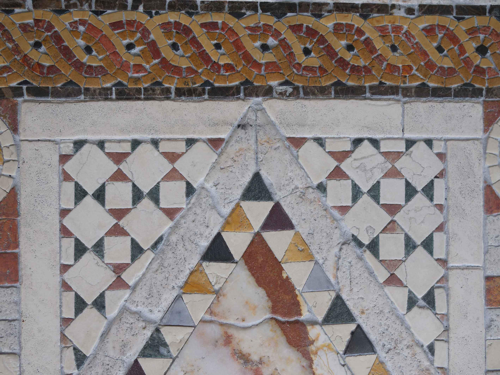 Mosaic Design - Marble Diamond