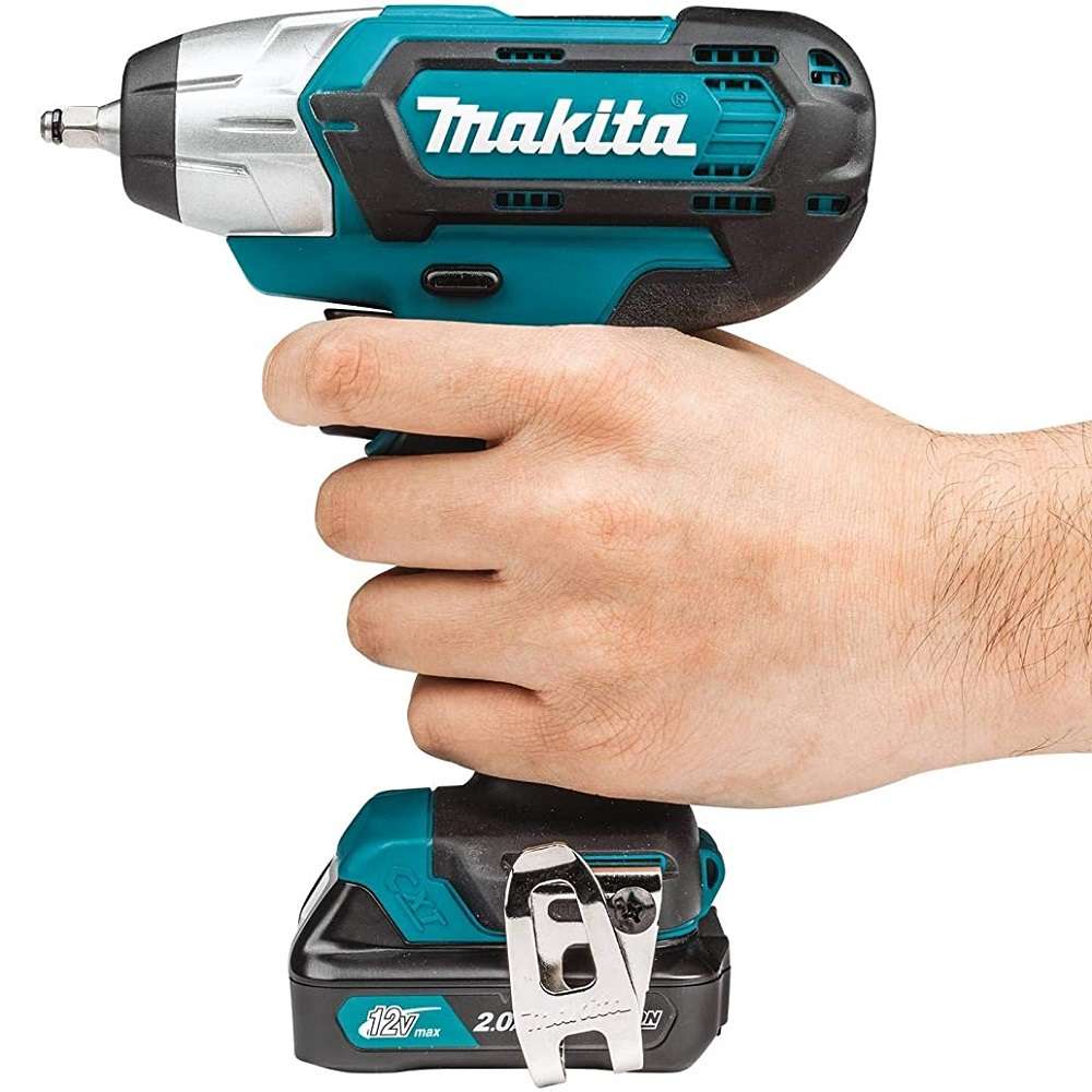 Makita WT04R1 12V max CXT Lithium-Ion Cordless 1/4" Impact Wrench Kit (2.0Ah)