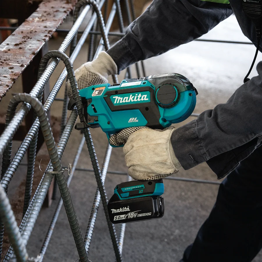 Makita XRT01TK 18V LXT® Lithium‑Ion Brushless Cordless Rebar Tying Tool Kit (5.0Ah)