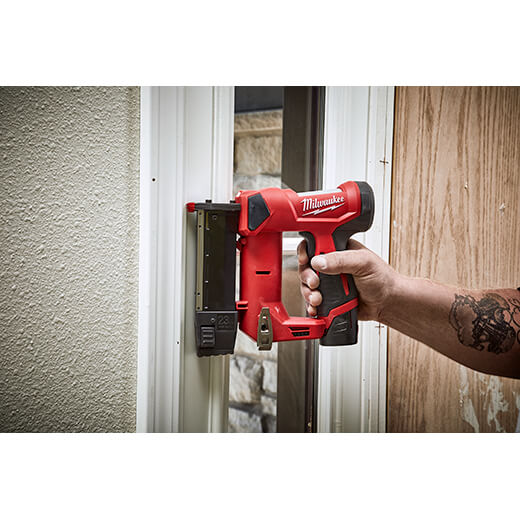 Milwaukee 2540-20 M12™ 23 Gauge Pin Nailer