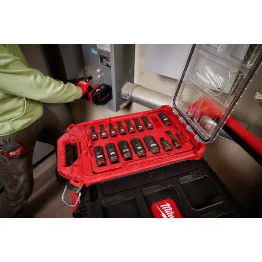 Juego de 17 piezas de dados de impacto de 3/8" con mango SAE de Milwaukee 49-66-6800 SHOCKWAVE Impact Duty™