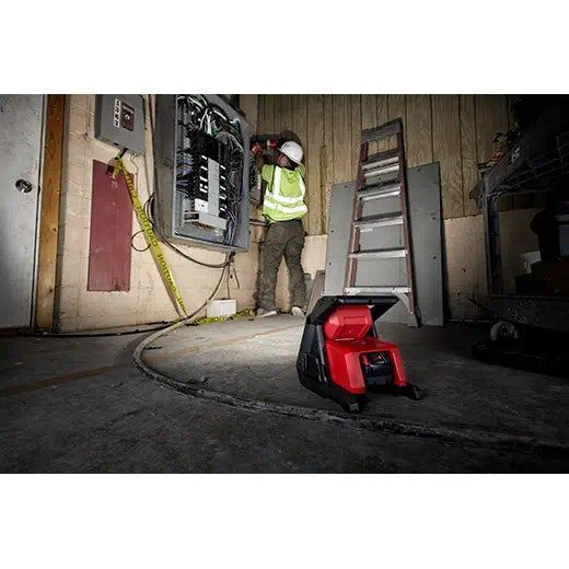 Milwaukee 2366-20 M18™ ROVER™ Luz de inundación de doble potencia (solo herramienta)