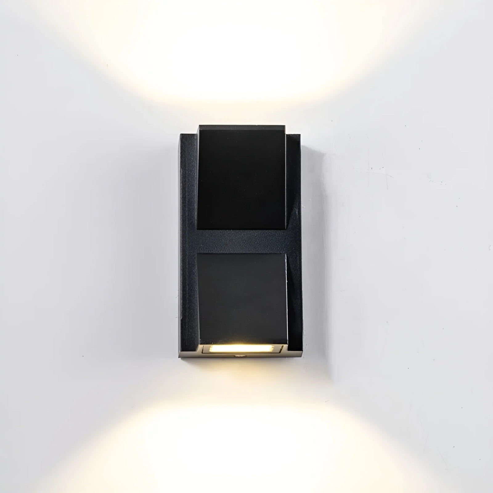 Modern Black Outdoor Aluminum Waterproof LED Wall Lightings For Garden, porch