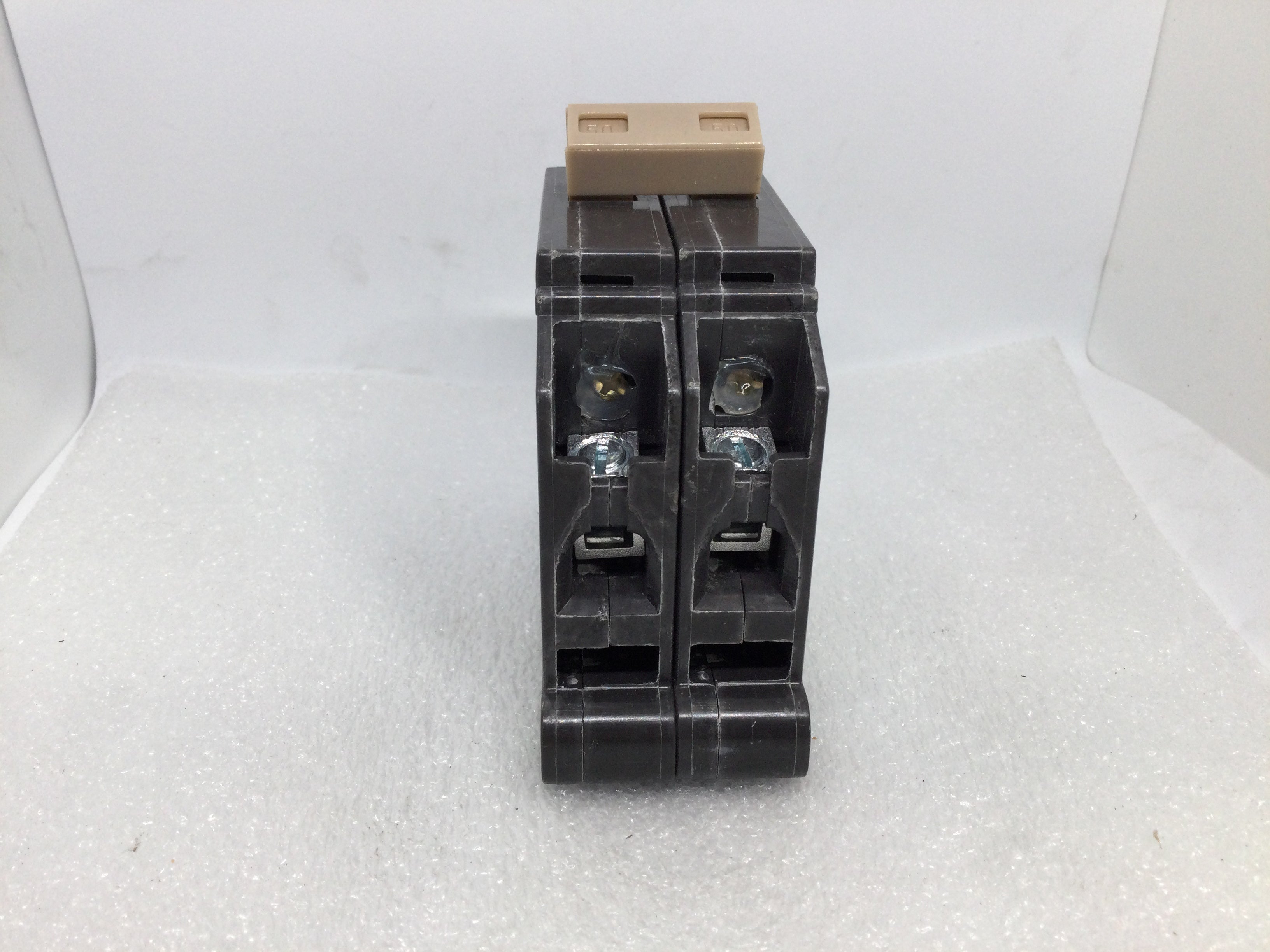 Cutler-Hammer CH250 2 Pole 50A 120/240VAC Type CH Plastic Foot Circuit Breaker