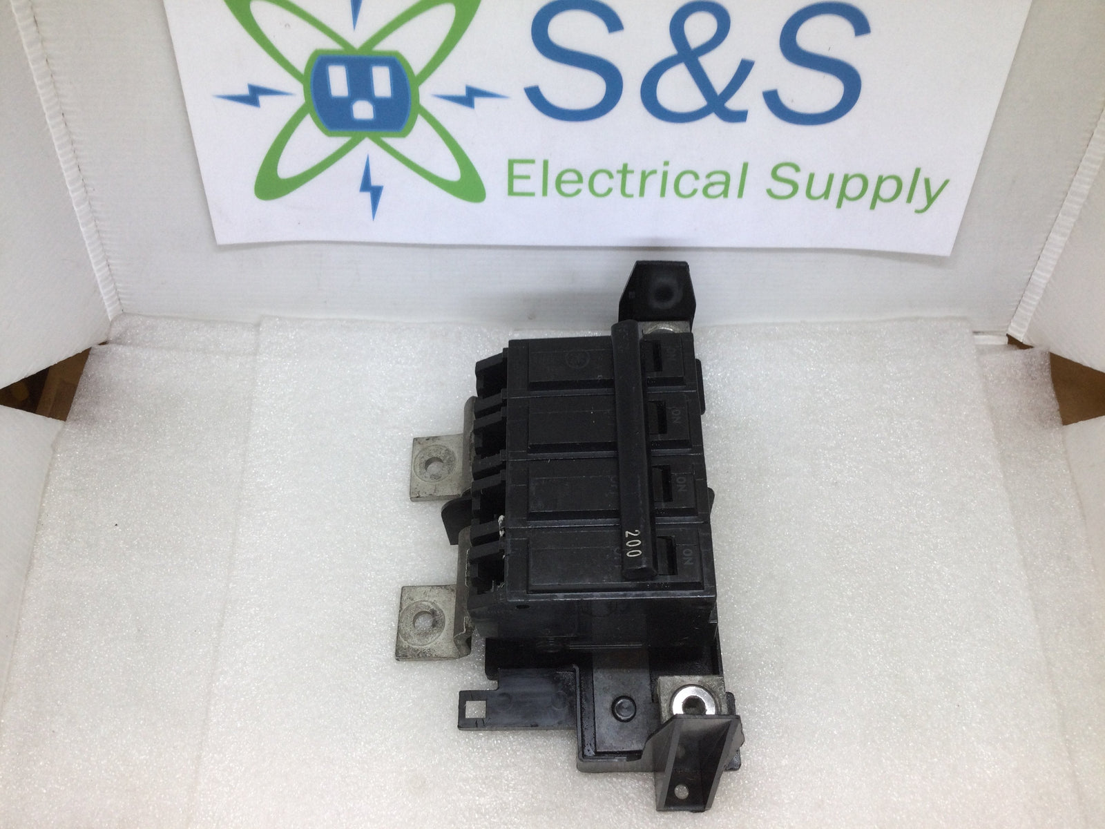 GE General Electric THQMV150, THQMV175, THQMV200, THQMV225 Amp Circuit Breaker