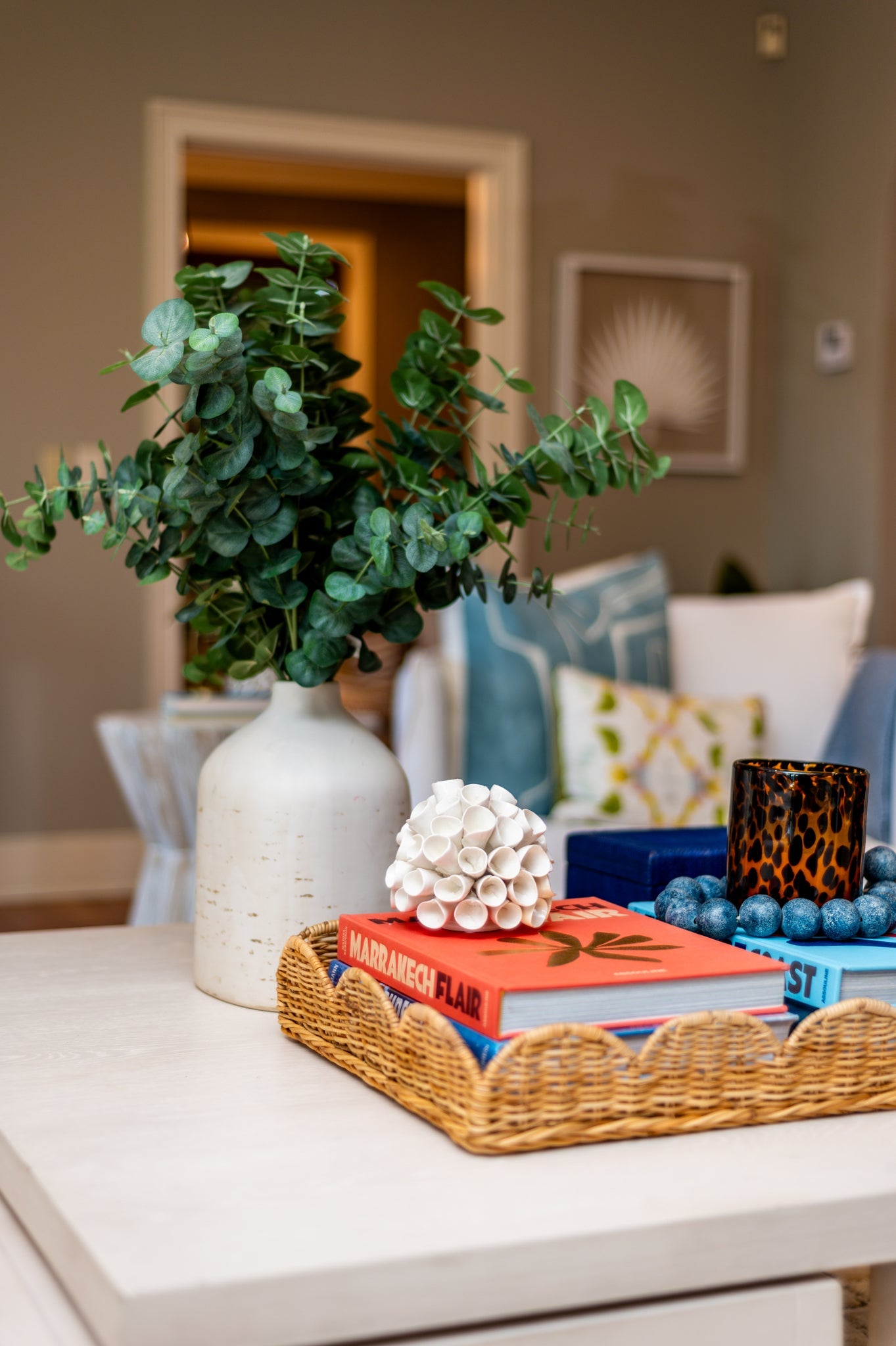 Scalloped Rattan Tray - Large