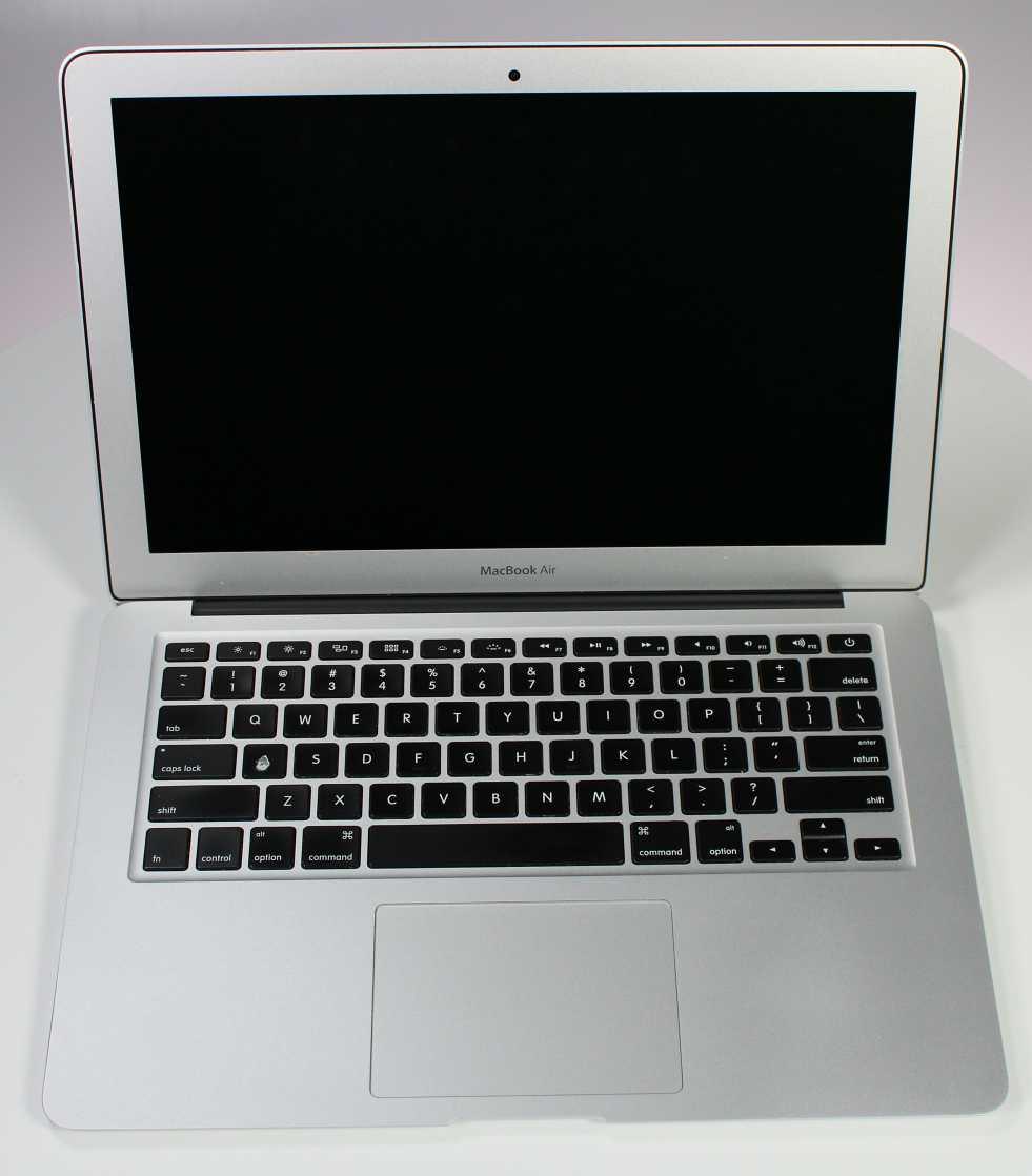 Apple MacBook Air 13-inch 2015 2.2GHz Core i7 8GB SSD (Wear & Tear Special)