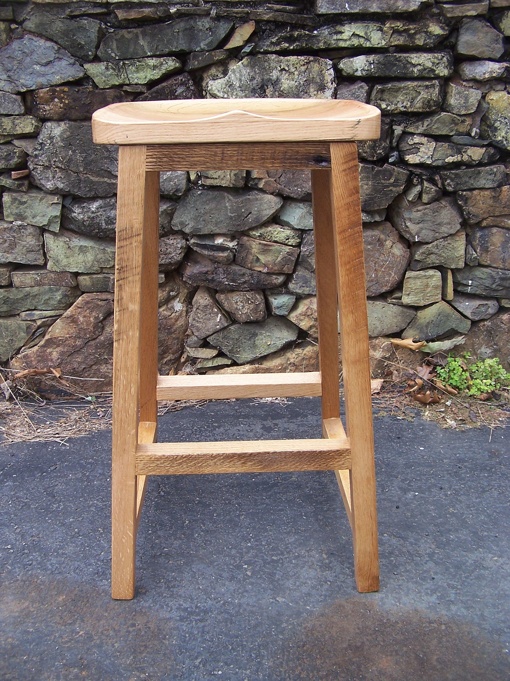 Counter Height Stool, Wood Bar Stool, Reclaimed Oak Tractor Seat, Backless Bar Stool, Contoured Scooped Seat Kitchen Stool