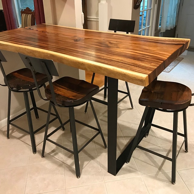 Taburete de bar con respaldo, asiento giratorio con forma de cóncavo Brew Haus, taburete de madera con altura de mostrador, taburete de bar giratorio, silla de bar estilo granja