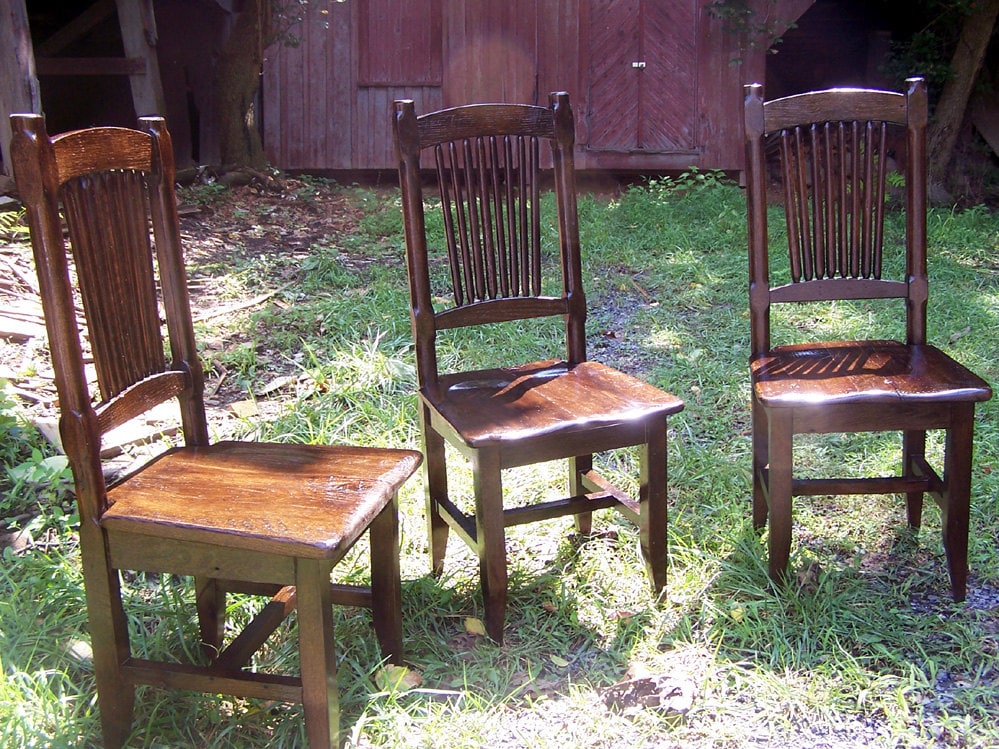 Dining Chair Rustic, Antique Wood Chair, Farmhouse Dining Chair, Oak Stool, Spindle Back Chair, Nostalgic Decor, Wooden Chair With Back