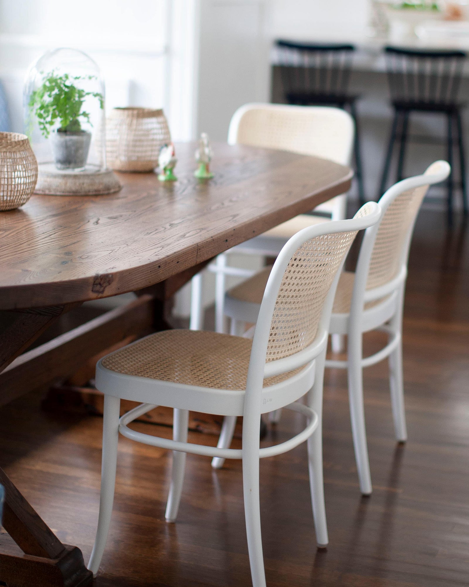 FREE SHIPPING - The Turnbridge Rustic Refined Oval Dining Table, Solid Wormy Chestnut Vintage Farmhouse Dining Table, Racetrack Shape Table