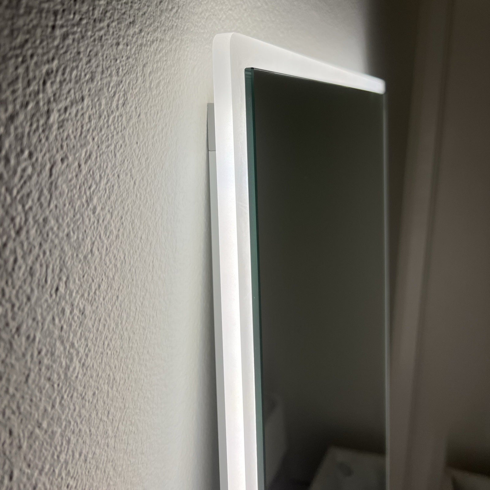 Espejo de pared de cuerpo entero con iluminación LED Zeek 65x22 para dormitorio MA2265