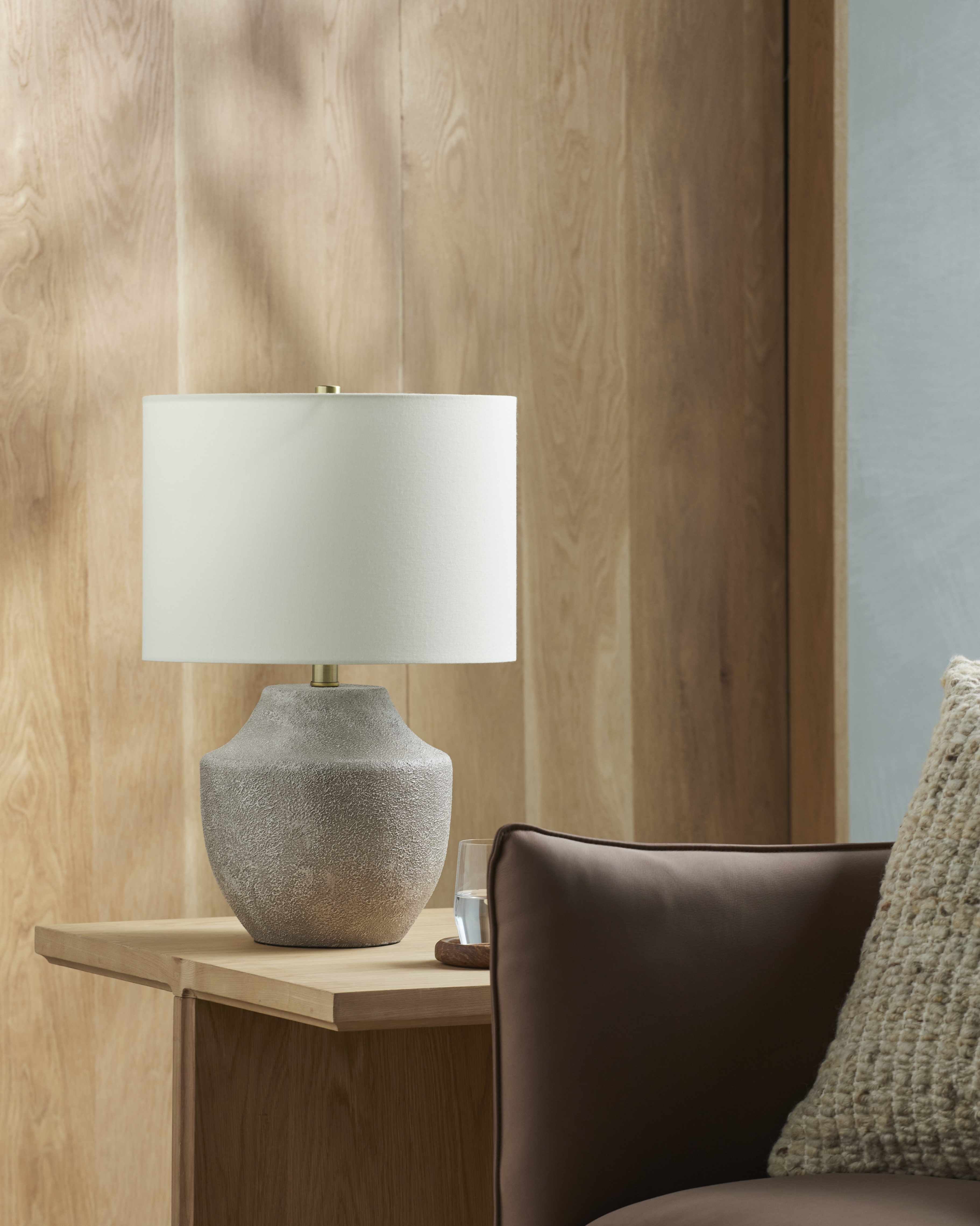 Tursunzoda Table Lamp