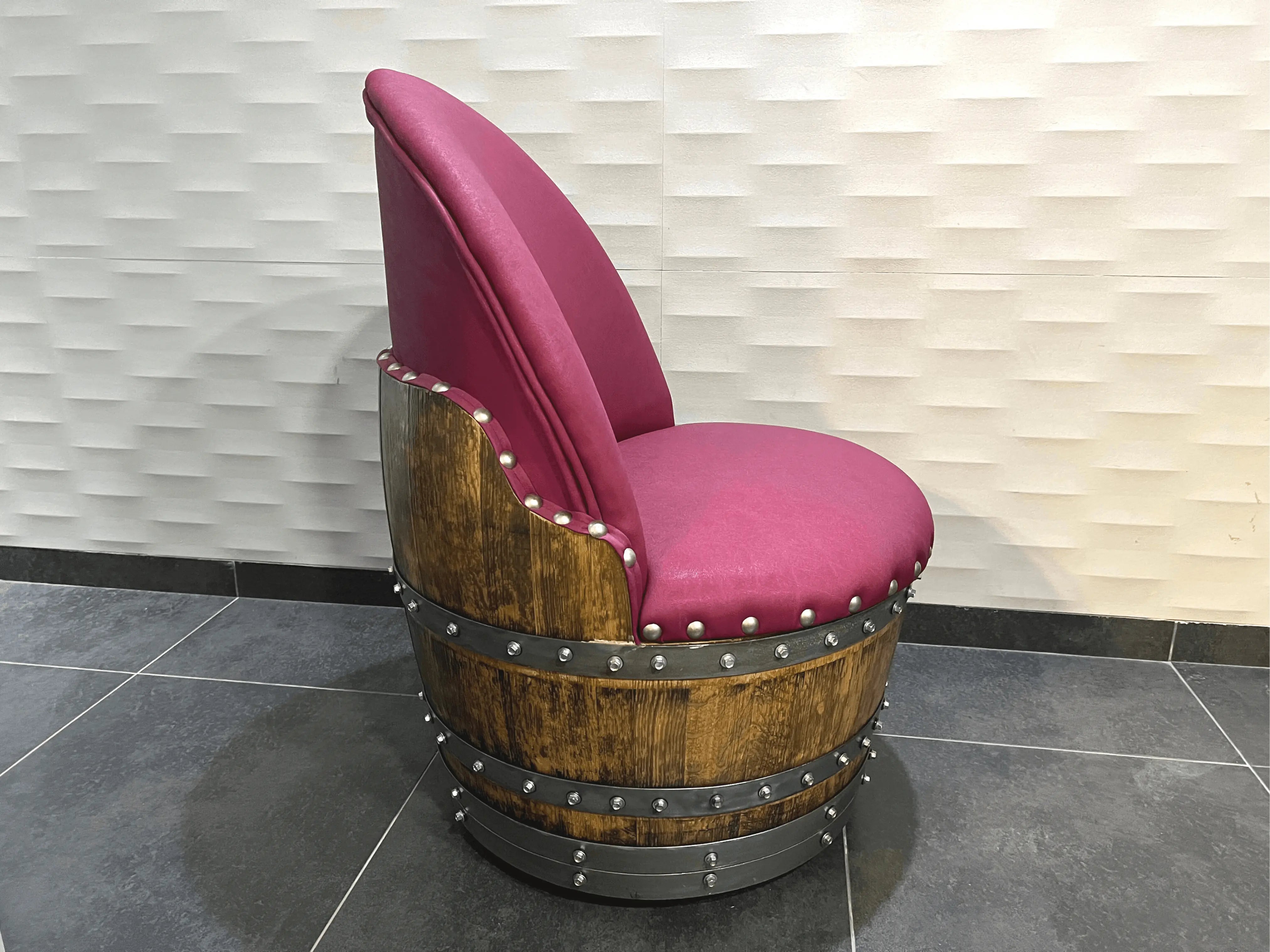 Wine Barrel Chair BERRY (2024 Limited Colorway)